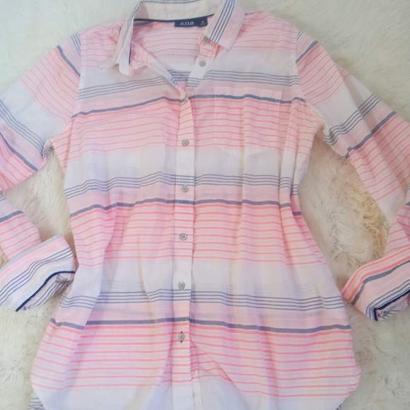 HP🛍️A.N.A A New Approach pink size medium gently worn lightweight button down - Picture 12 of 16